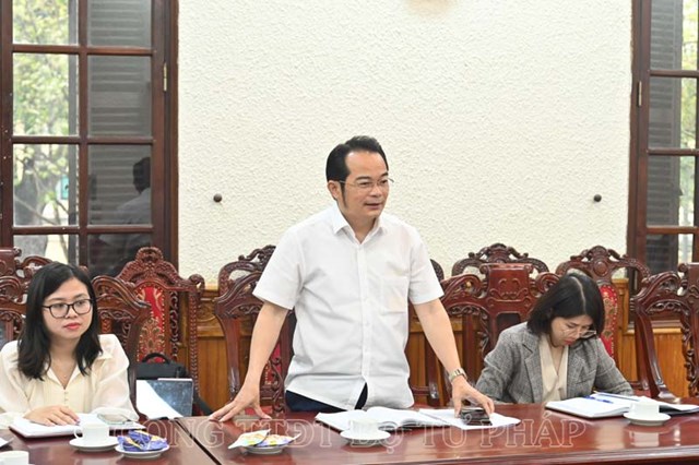 Quyết liệt, kịp thời, ch&#237;nh x&#225;c v&#224; thận trọng trong c&#244;ng t&#225;c kiểm tra, r&#224; so&#225;t văn bản ph&#225;p luật - Ảnh 1