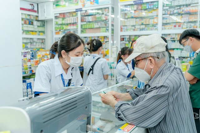 FPT Long Ch&acirc;u ti&ecirc;n phong mang giải ph&aacute;p mới trong điều trị cho người bị bệnh mỡ m&aacute;u. &nbsp;