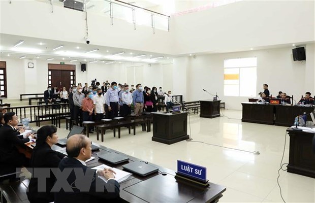C&aacute;c bị c&aacute;o tại phi&ecirc;n t&ograve;a. (Ảnh: Phạm Ki&ecirc;n/TTXVN)