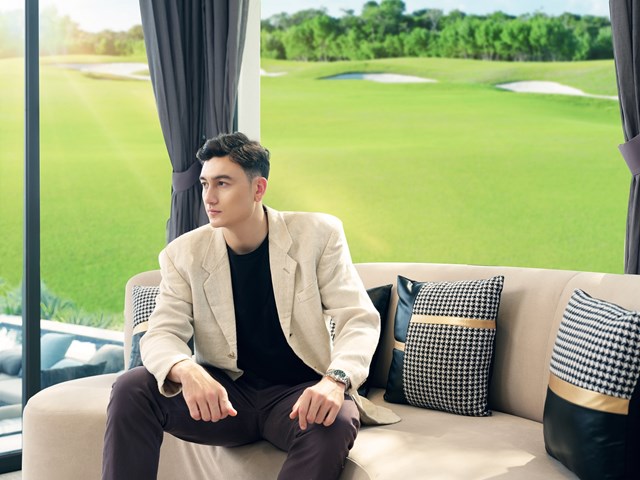 Đặng Văn L&acirc;m b&acirc;̣t mí đang &ldquo;đ&ecirc;̉ mắt&rdquo; đ&ecirc;́n bi&ecirc;̣t thự golf cho t&ocirc;̉ &acirc;́m mới tại Vi&ecirc;̣t Nam. Ảnh nhà m&acirc;̃u PGA Golf Villas - NovaWorld Phan Thiet.