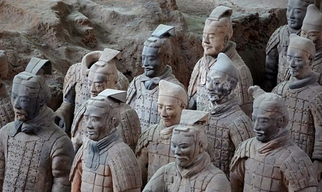 C&aacute;c chiến binh đất nung d&ugrave; c&oacute; nhiều n&eacute;t tương đồng nhưng kh&ocirc;ng bức tượng n&agrave;o giống nhau ho&agrave;n to&agrave;n.