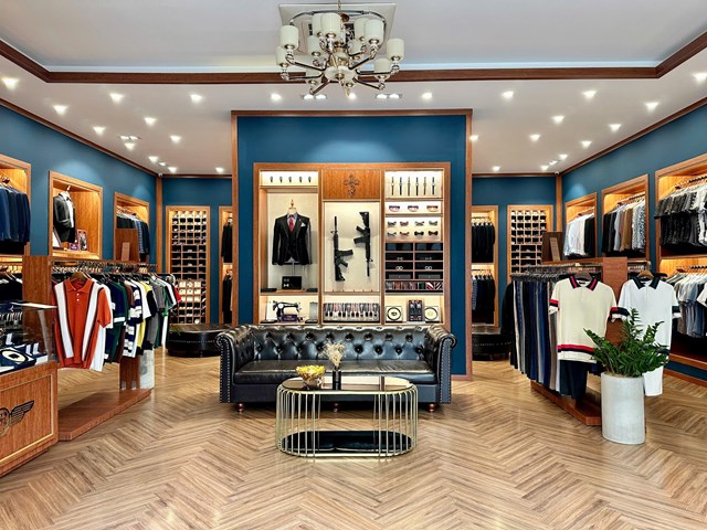 Thương hiệu thời trang Adam Store.