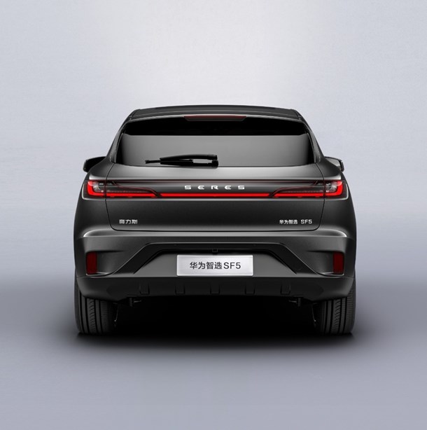 Sau Tesla, Google, Mercedes, tới lượt xe hybrid đầu ti&#234;n của Huawei tr&#236;nh l&#224;ng với 543 m&#227; lực, gi&#225; từ 33.356 USD - Ảnh 6