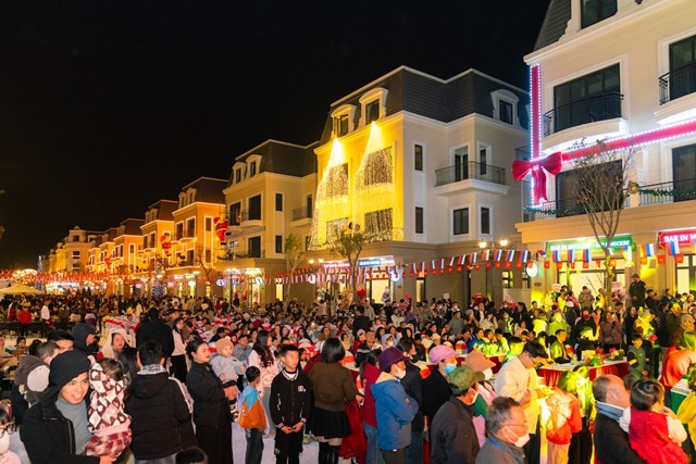 Li&ecirc;n tục c&aacute;c sự kiện, lễ hội được tổ chức tại Asia Vibe &nbsp;