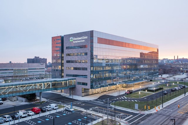 Cleveland Clinic Taussig Cancer Center - trung t&acirc;m điều trị ung thư h&agrave;ng đầu thuộc hệ thống Cleveland Clinic (Ảnh: Cleveland Clinic) &nbsp;