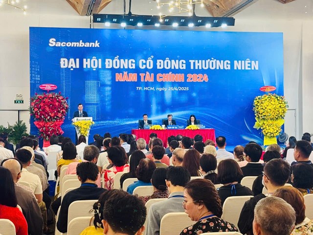 ĐHĐCĐ Sacombank (STB): H&#233; lộ khoản l&#227;i treo 57.605 tỷ đồng từ vụ Trầm B&#234;, khẳng định kh&#244;ng mua lại SBS; Dự kiến chia cổ tức sau 11 năm, th&#226;u t&#243;m c&#244;ng ty chứng kho&#225;n - Ảnh 1