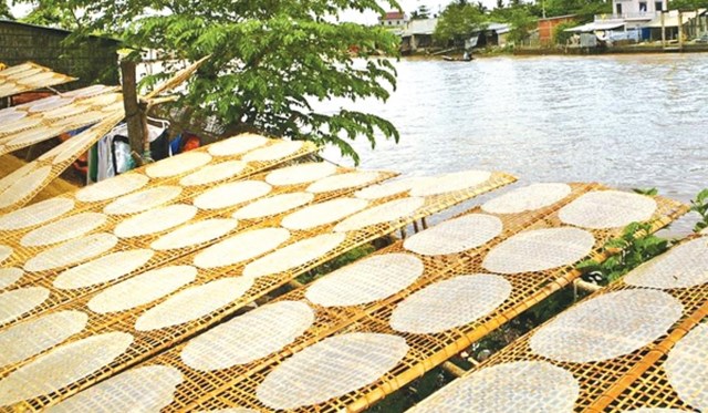 Kh&#225;m ph&#225; sản vật Miền Nam Việt Nam (Kỳ 2): b&#225;nh canh, b&#225;nh tr&#225;ng phơi sương Trảng B&#224;ng, muối ớt T&#226;y Ninh, m&#227;ng cầu B&#224; Đen, thằn lằn v&#224; ốc n&#250;i B&#224; Đen - Ảnh 1