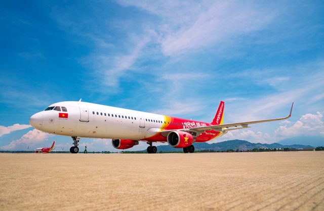 Vietjet (VJC): Doanh thu đạt 12.898 tỷ đồng trong qu&#253; 1/2023 - Ảnh 1