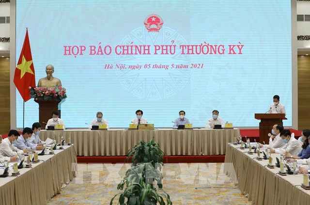 Quang cảnh cuộc họp b&aacute;o.