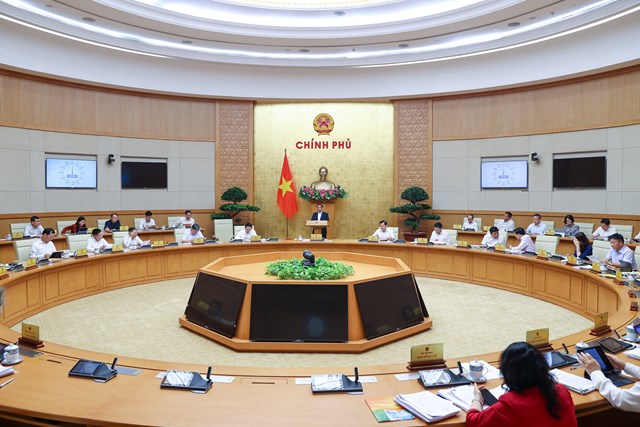 Ch&#237;nh phủ quyết nghị giảm thuế gi&#225; trị gia tăng - Ảnh 1
