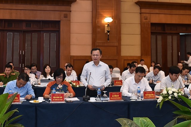 Quyền Chủ tịch UBND tỉnh Quảng Ninh Cao Tường Huy ph&aacute;t biểu tại cuộc l&agrave;m việc - Ảnh: VGP/Hải Minh