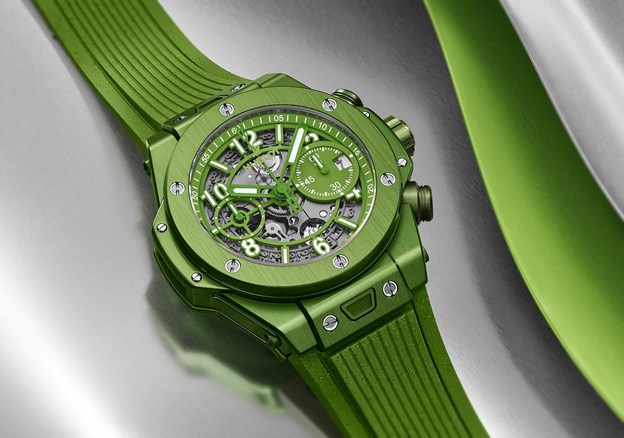 Gi&#225; hơn nửa tỷ đồng nhưng chiếc Hublot n&#224;y l&#224;m từ đồ t&#225;i chế v&#224; b&#227; c&#224; ph&#234; đ&#227; qua sử dụng - Ảnh 1