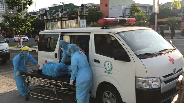 Kh&ocirc;ng chỉ lo cho d&acirc;n m&igrave;nh, Đ&agrave; Nẵng cũng lu&ocirc;n thể hiện nghĩa t&igrave;nh đồng b&agrave;o chăm lo cho quyền lợi của người d&acirc;n tỉnh bạn, du kh&aacute;ch đến với th&agrave;nh phố