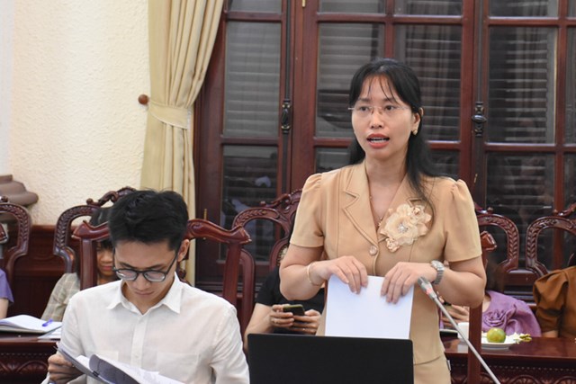C&aacute;c đại biểu thảo luận tại Hội nghị