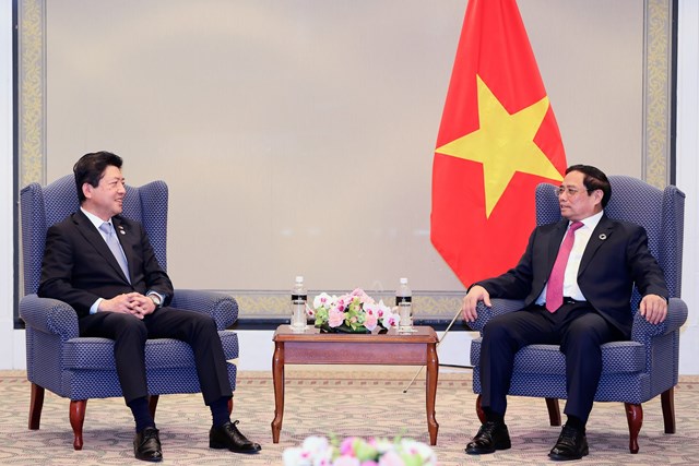 Thủ tướng Ch&iacute;nh phủ đề nghị, Tập đo&agrave;n AEON chọn Việt Nam l&agrave; cứ điểm kinh doanh của m&igrave;nh tr&ecirc;n thế giới - Ảnh: VGP/Nhật Bắc