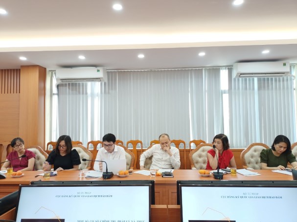 C&aacute;c đại biểu tham gia thảo luận
