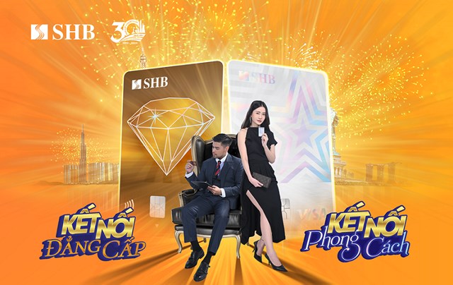 Bộ đ&ocirc;i thẻ t&iacute;n dụng SHB Visa Platinum c&oacute; thiết kế dọc hiện đại c&ugrave;ng h&igrave;nh ảnh vi&ecirc;n kim cương v&agrave; ng&ocirc;i sao s&aacute;ng nổi bật. &nbsp;