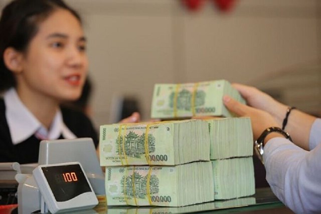 Kh&#225;ch h&#224;ng kh&#243; vay mới, ng&#226;n h&#224;ng chờ nới &#39;&#39;room&#39;&#39; t&#237;n dụng - Ảnh 1