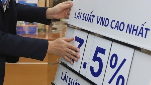 L&#227;i suất huy động từ nay đến cuối năm sẽ ra sao? - Ảnh 2