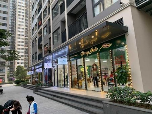 Shop ch&acirc;n đế l&agrave; loại h&igrave;nh BĐS d&ograve;ng tiền được nhiều nh&agrave; đầu tư ưa chuộng &nbsp;