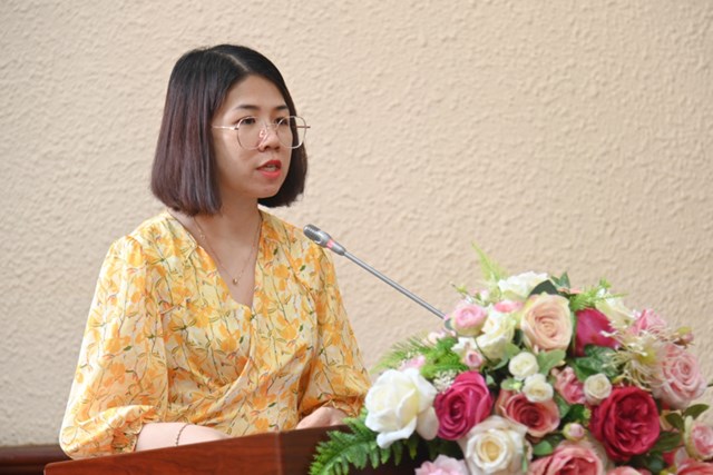 Trưởng ph&ograve;ng Kiểm tra khối nội ch&iacute;nh, Cục Kiểm tra văn bản quy phạm ph&aacute;p luật Bộ Tư ph&aacute;p Trần Thu Giang ph&aacute;t biểu tại cuộc họp.