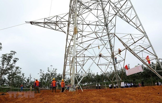Dự &#225;n đường d&#226;y 500kV mạch 3 đoạn Dốc Sỏi - Pleiku 2 tr&#234;n đường về đ&#237;ch - Ảnh 1