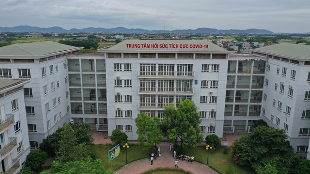 Sun Group ch&#237;nh thức b&#224;n giao Trung t&#226;m Hồi sức t&#237;ch cực điều trị Covid-19 cho Bắc Giang - Ảnh 4