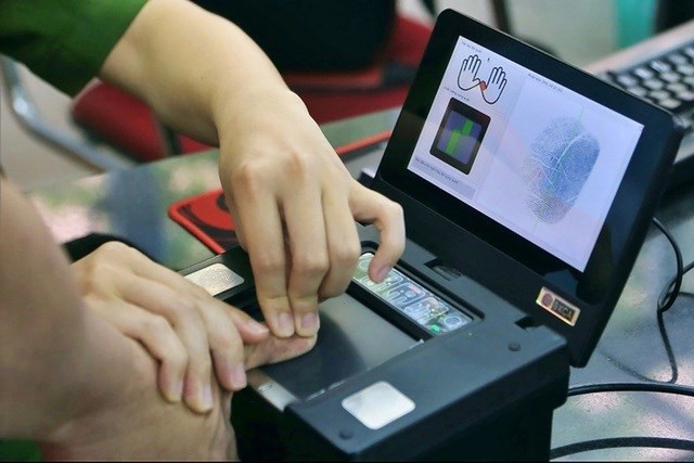 Cơ quan quản l&yacute; căn cước kh&ocirc;ng thu nhận th&ocirc;ng tin nh&acirc;n dạng v&agrave; th&ocirc;ng tin sinh trắc học đối với người dưới 6 tuổi &nbsp;