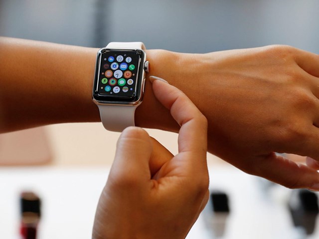 Nh&#236;n v&#224;o chặng đường 6 năm đưa Apple Watch từ sản phẩm thất bại th&#224;nh chiếc đồng hồ th&#244;ng minh h&#224;ng đầu thế giới - Ảnh 1
