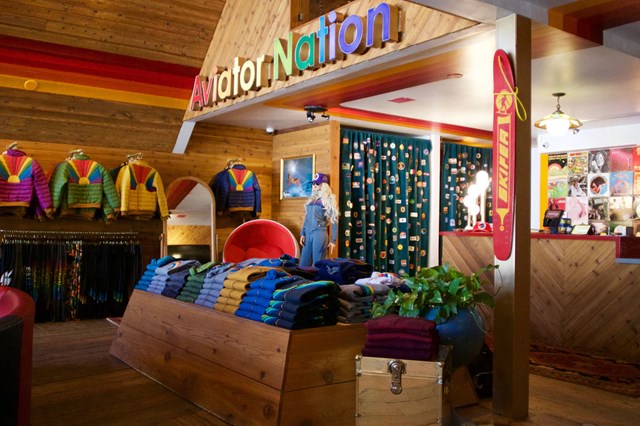 Một cửa h&agrave;ng của&nbsp;Aviator Nation. Ảnh:&nbsp;Aviator Nation.