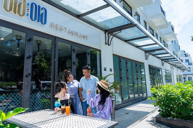Nh&agrave; h&agrave;ng Ola Ola trong khu đ&ocirc; thị-điểm check in y&ecirc;u th&iacute;ch của giới trẻ TP Vũng T&agrave;u. Ảnh: Minh Mẫn