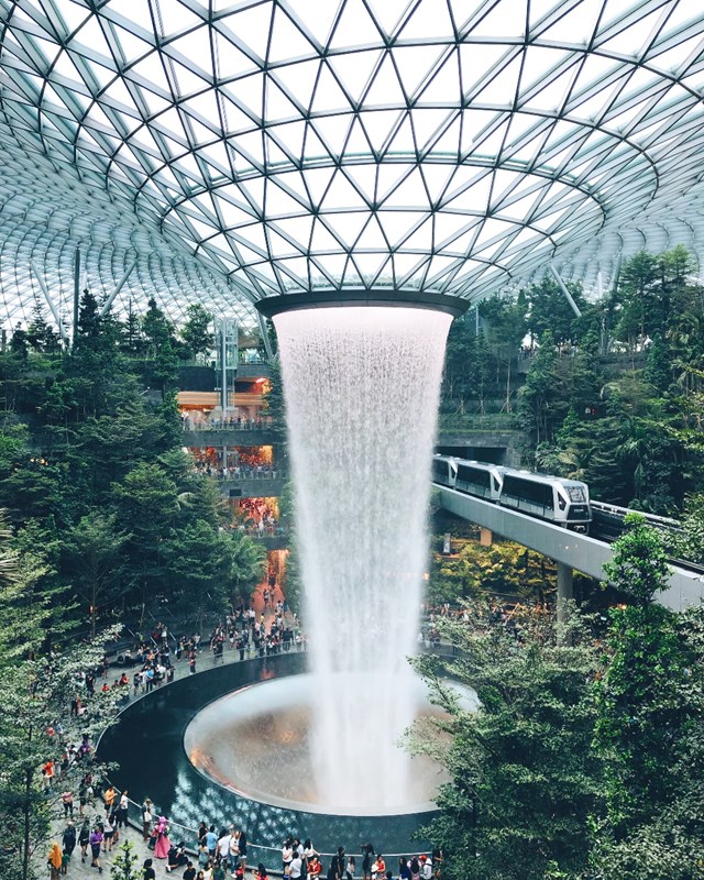 S&acirc;n bay&nbsp;Changi (Singapore). Ảnh: Rita Chou.&nbsp;