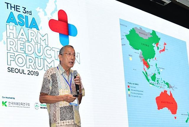 Gi&aacute;o sư Tikki Pangestu, cựu Gi&aacute;m đốc ch&iacute;nh s&aacute;ch nghi&ecirc;n cứu v&agrave; hợp t&aacute;c tại WHO.