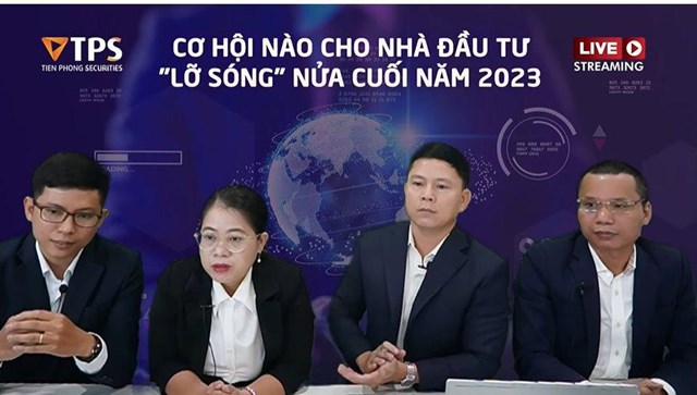 C&aacute;c chuy&ecirc;n gia tại chương tr&igrave;nh