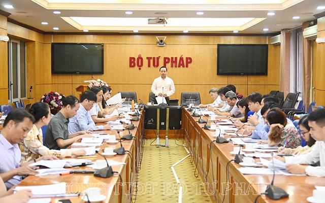 To&agrave;n cảnh phi&ecirc;n họp thẩm định &nbsp;