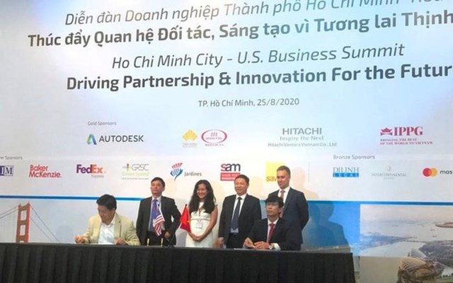 &Ocirc;ng Sonny Vũ - CEO Arevo k&yacute; kết hợp t&aacute;c với Ban quản l&yacute; Khu c&ocirc;ng nghệ cao TP.HCM (SHTP) v&agrave;o năm 2020 &nbsp;
