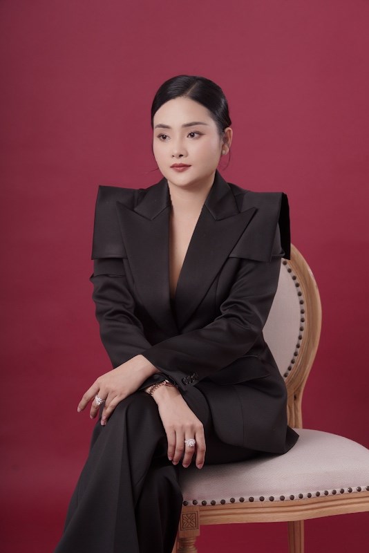 Trần V&#226;n - Nữ CEO xinh đẹp đứng sau sự th&#224;nh c&#244;ng của Viện Thẩm Mỹ Quốc Tế M&#194;Y LISA - Ảnh 3