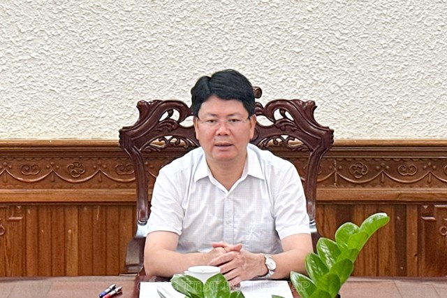 Thứ trưởng Nguyễn Thanh Tịnh&nbsp;ph&aacute;t biểu tại buổi l&agrave;m việc.
