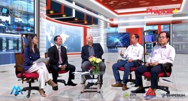 Một buổi tọa đ&agrave;m ph&aacute;p luật tại trường quay Truyền h&igrave;nh ph&aacute;p luật.
