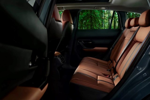 Mazda CX-50 2025 ra mắt: Th&#234;m bản hybrid, m&#225;y mượn Toyota nhưng sửa lại hết, CX-5, CX-3 tại Việt Nam c&#243; cơ hội điện h&#243;a - Ảnh 4