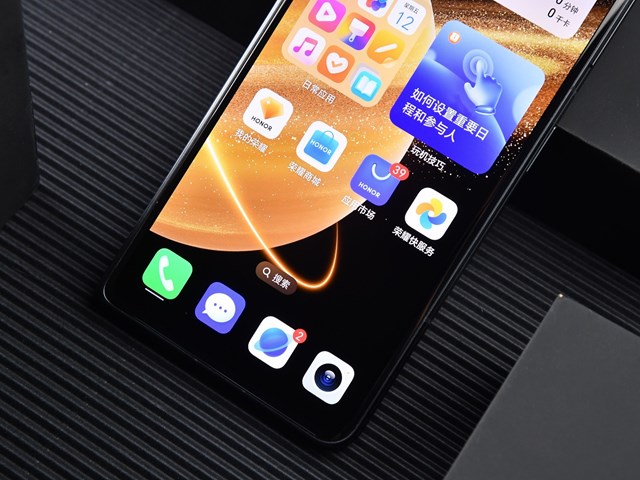 Cận cảnh chiếc smartphone gập mỏng nhẹ nhất thế giới, tới Galaxy Z Fold6 cũng phải &quot;ch&#224;o thua&quot; - Ảnh 16