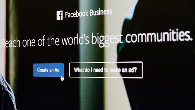 L&agrave;n s&oacute;ng tẩy chay Facebook diễn ra v&agrave;o thời điểm nhiều c&ocirc;ng ty lao đao v&igrave; ảnh hưởng của dịch Covid-19. Ảnh:&nbsp;New York Times.