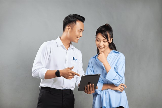 Mcredit tiếp tục được Fitch Ratings xếp hạng cao c&#249;ng triển vọng t&#237;ch cực trong năm 2023 - Ảnh 1