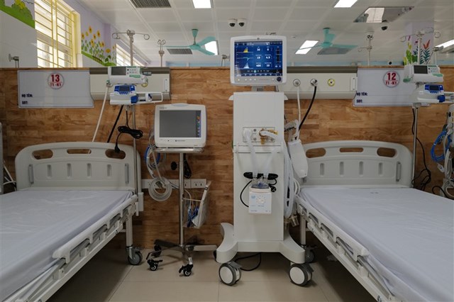 Sun Group đã tài trợ và trực tiếp thi công, lắp đặt các trang thiết bị y tế hiện đại cho các BVĐK nhiều địa phương trên cả nước. &nbsp;