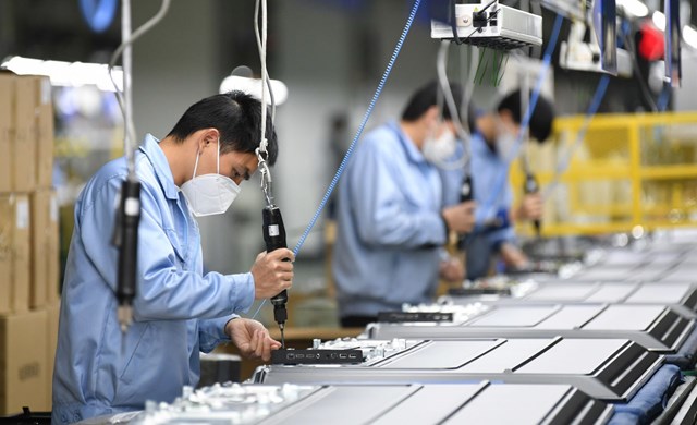 Kim ngạch xuất nhập khẩu giữa Việt Nam v&#224; EU đạt 27,67 tỷ USD trong 6 th&#225;ng đầu năm - Ảnh 1