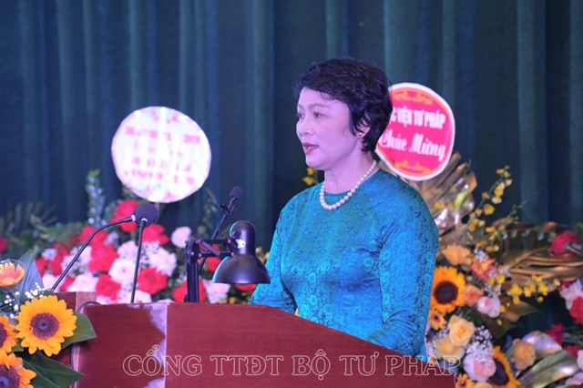 Chủ tịch C&ocirc;ng đo&agrave;n Bộ Tư ph&aacute;p Khương Thị Thanh Huyền ph&aacute;t biểu bế mạc Đại hội