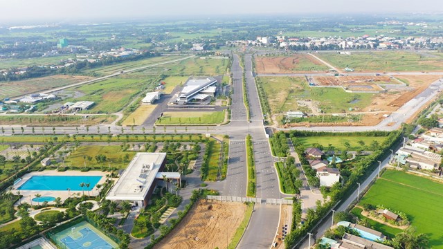 Dự &aacute;n EHome Southgate đang được thi c&ocirc;ng tại ph&acirc;n khu Southgate thuộc Waterpoint, vị tr&iacute; đối diện tổ hợp dịch vụ mua sắm v&agrave; trung t&acirc;m vận tải Bus Interchange &nbsp;