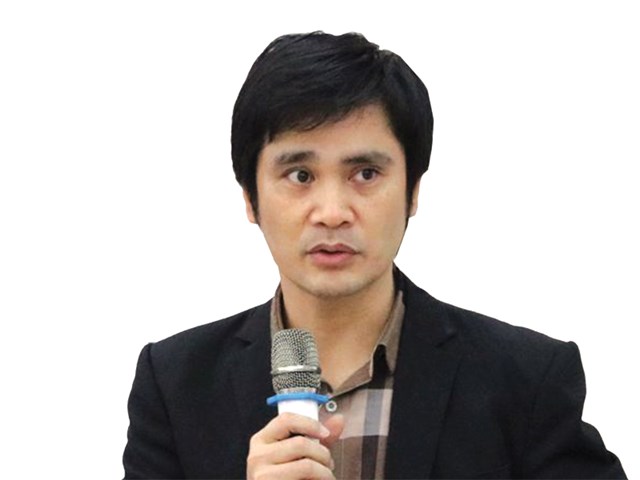 &Ocirc;ng Trần C&ocirc;ng Thắng, Viện trưởng Viện Ch&iacute;nh s&aacute;ch v&agrave; Chiến lược ph&aacute;t triển n&ocirc;ng nghiệp n&ocirc;ng th&ocirc;n (Bộ N&ocirc;ng nghiệp v&agrave; Ph&aacute;t triển n&ocirc;ng th&ocirc;n).