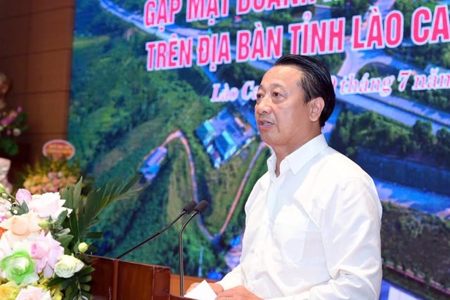 &Ocirc;ng Nguyễn Quang Vinh &ndash; Ph&oacute; Chủ tịch Li&ecirc;n đo&agrave;n Thương mại v&agrave; C&ocirc;ng nghiệp Việt Nam ph&aacute;t biểu tại hội nghị.