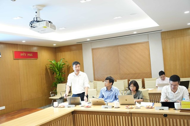 Đại diện Học viện Bưu ch&iacute;nh viễn th&ocirc;ng